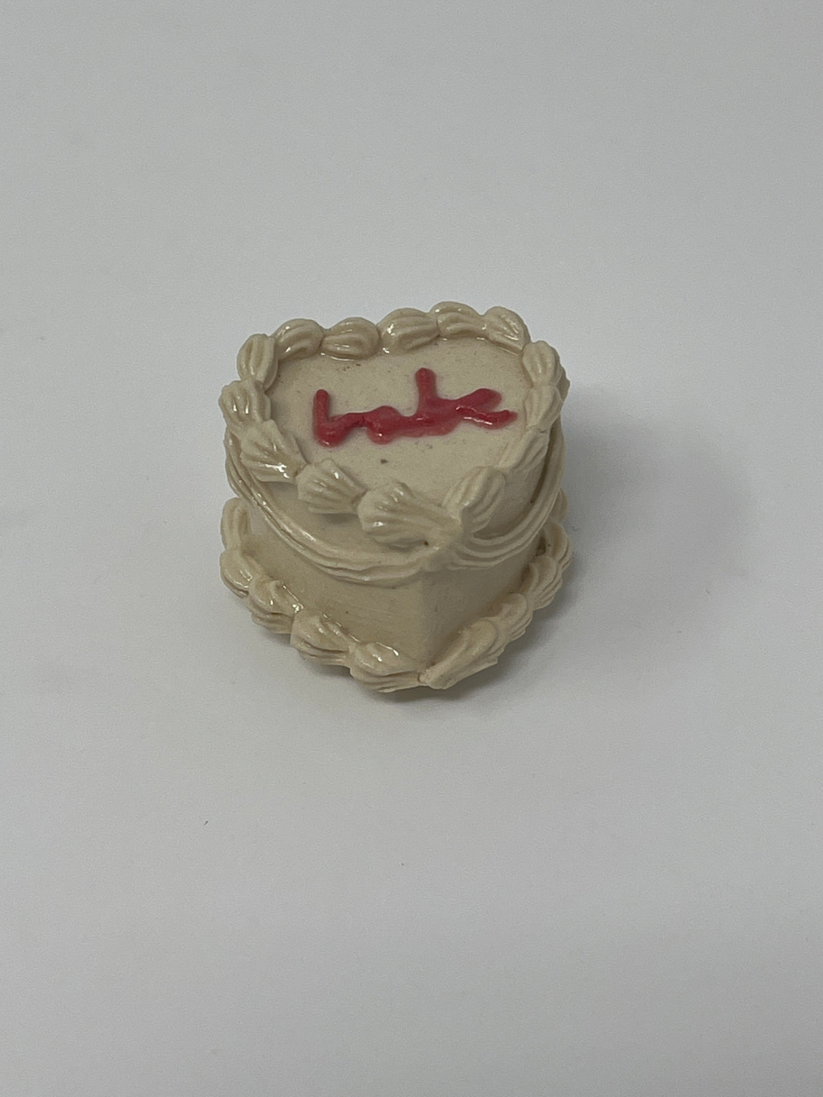 Mini Vanilla Cake Magnets