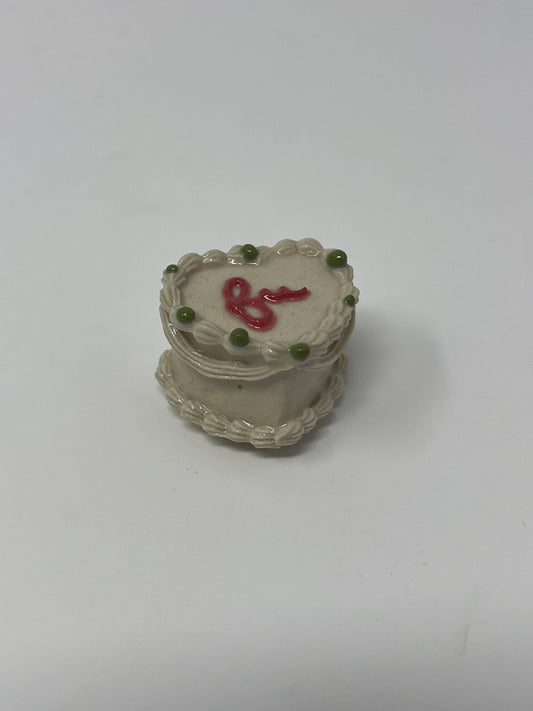 Mini Vanilla Cake Magnets