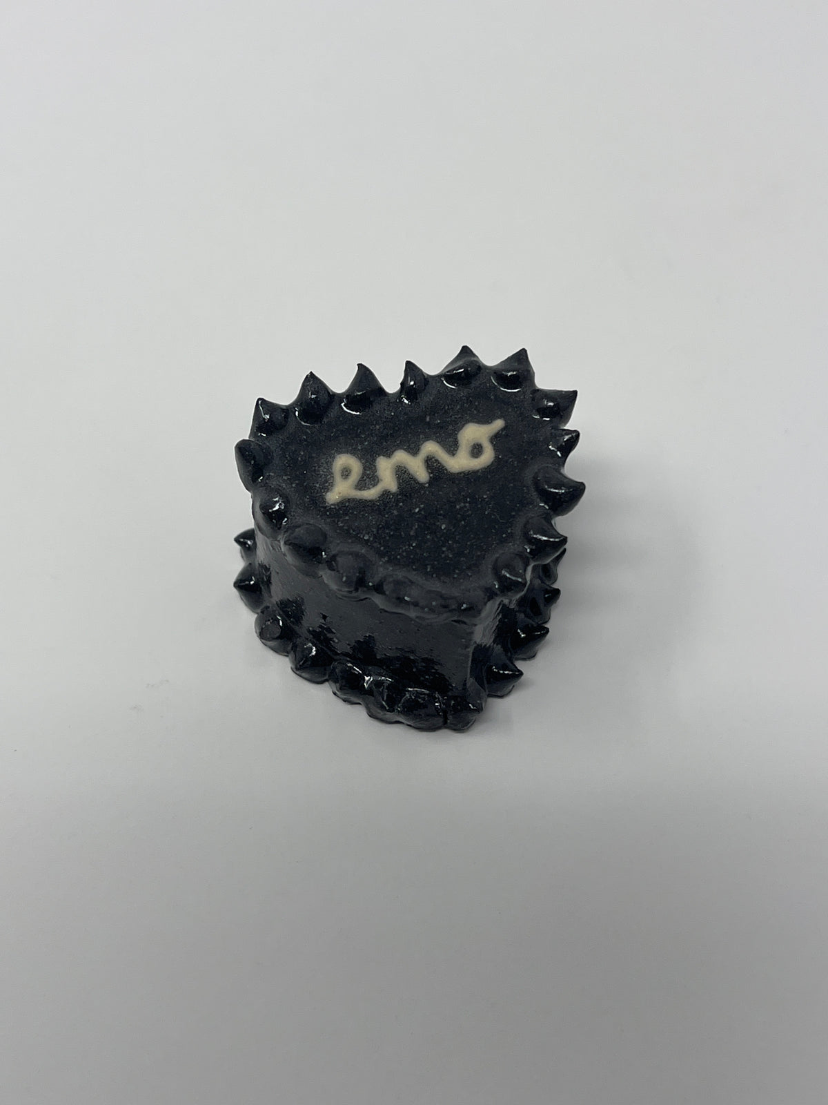 Mini Emo Cake Magnet