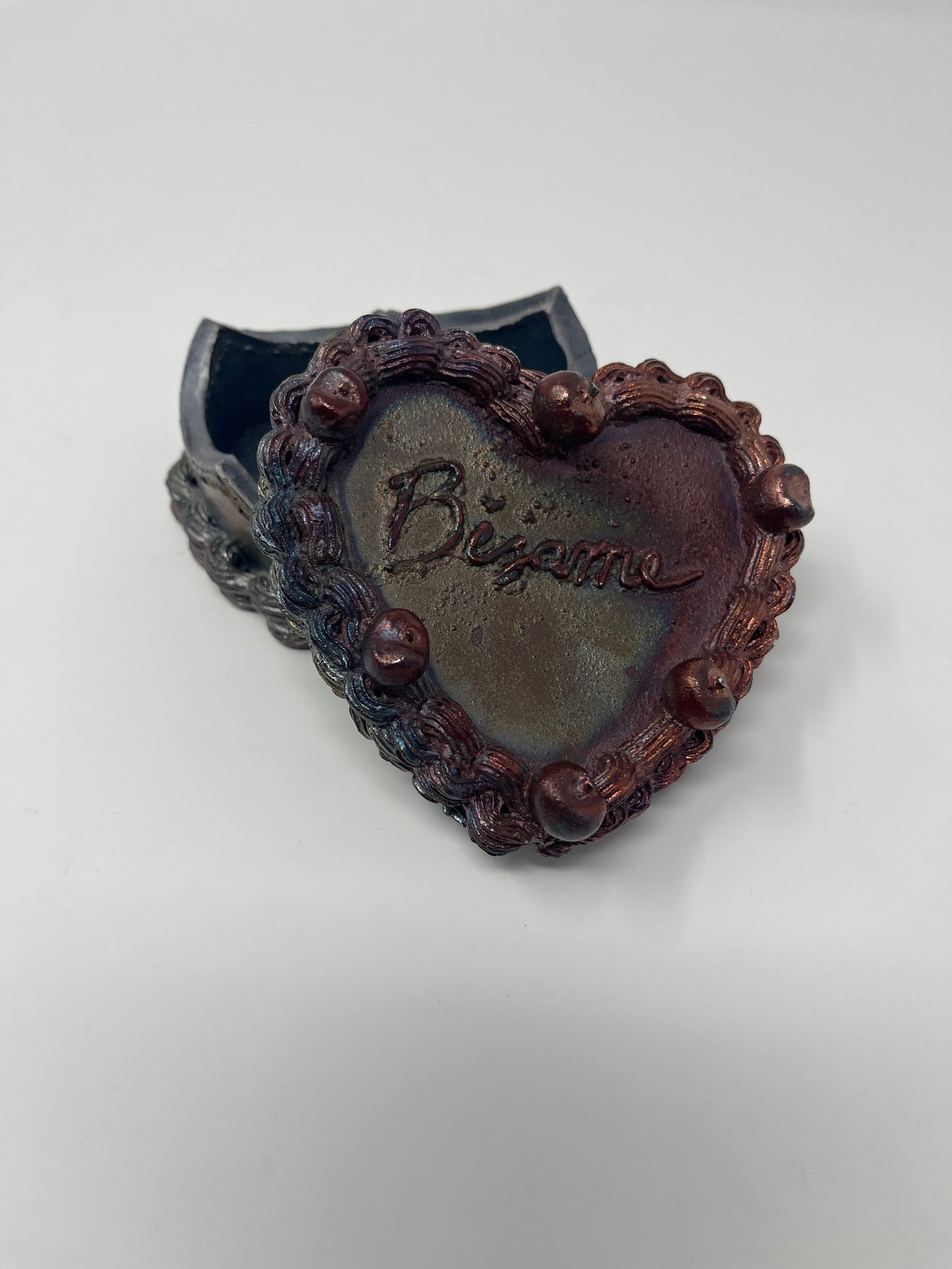 Bésame Trinket Box