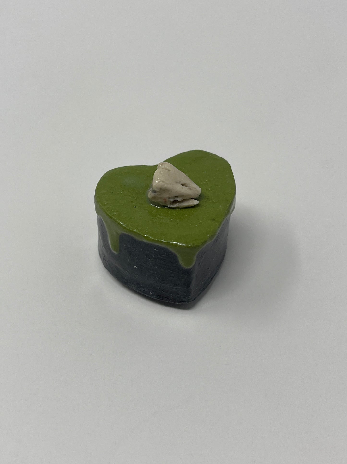 Mini Tooth Cake Magnets
